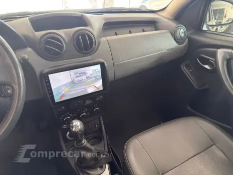 DUSTER 2.0 16V Dynamique 4WD manual