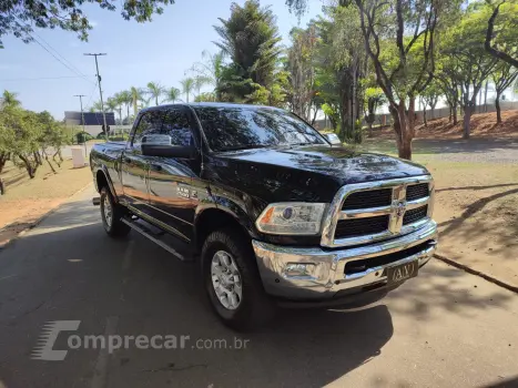 RAM 6.7 2500 Laramie 4X4 CD I6 Turbo
