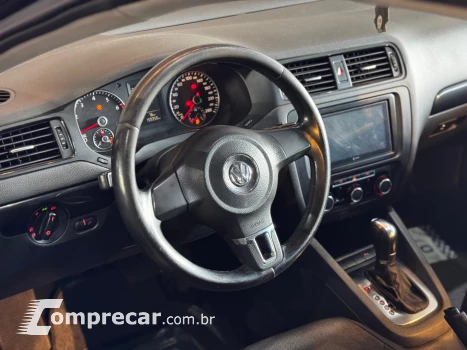 JETTA 2.0 COMFORTLINE 120CV FLEX 4P TIPTRONIC