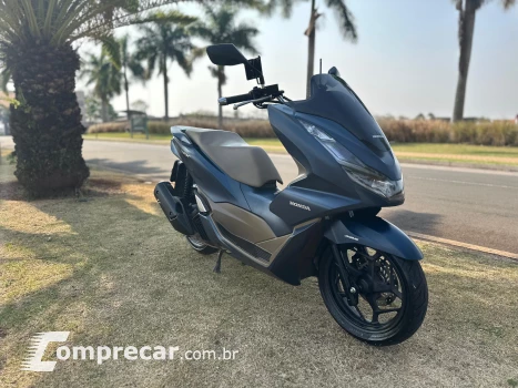 PCX 160 DLX ABS