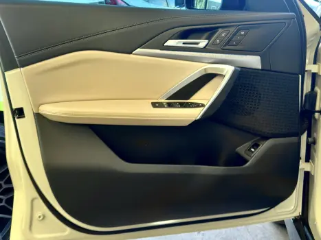 iX1 ELÉTRICO eDRIVE20 X LINE