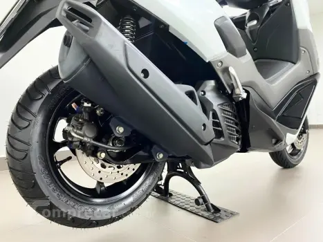 YAMAHA NMAX 160 ABS