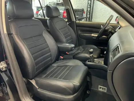 GOLF - 1.6 MI SPORTLINE LIMITED EDITION 8V 4P MANUAL