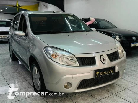 Renault SANDERO PRI1616V 4 portas