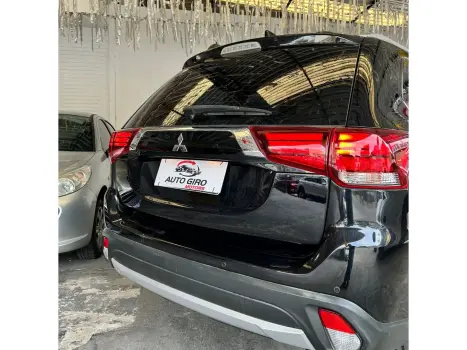 OUTLANDER 2.0 COMFORT 16V GASOLINA 4P AUTOMÁTICO