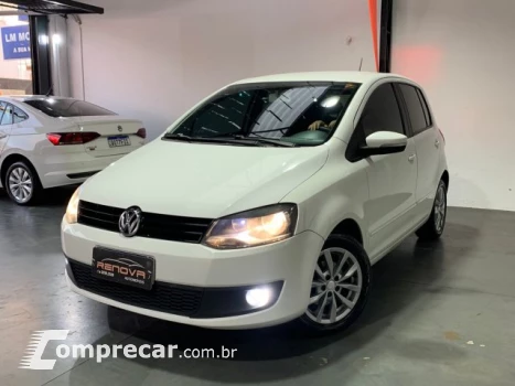 Volkswagen FOX - 1.0 MI TRENDLINE 8V 4P MANUAL 4 portas