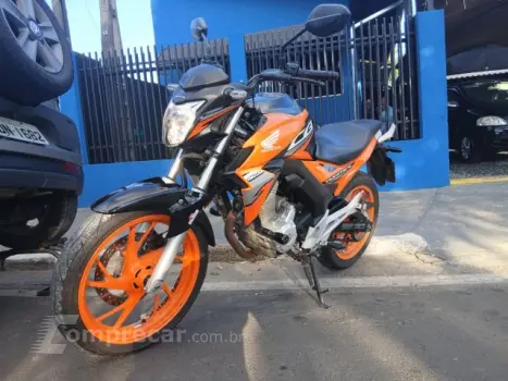 CB 250 TWISTER - street