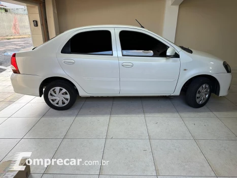 ETIOS 1.5 X Sedan 16V