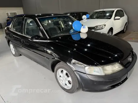 VECTRA 2.2 SFI GLS 16V GASOLINA 4P AUTOMÁTICO