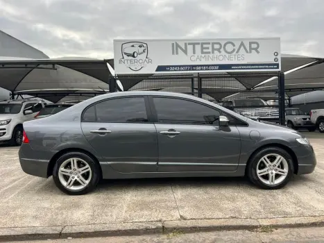 Honda CIVIC 1.8 EXS 16V 4 portas