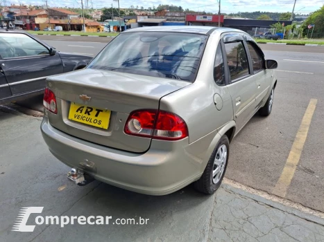 CORSA 1.0 MPFI Classic Sedan 8V