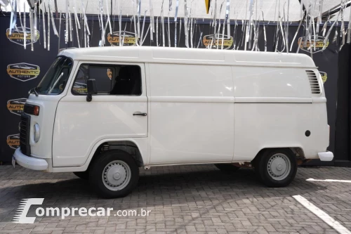 Volkswagen Kombi Furgão 1.4 Mi Total Flex 8V 4 portas