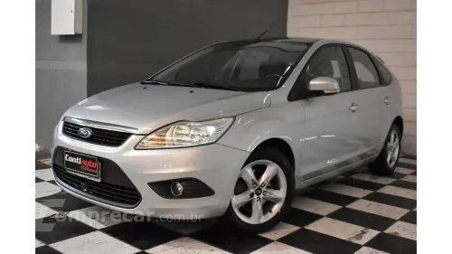 FORD FOCUS HATCH - 1.6 GLX 16V 4P MANUAL 4 portas