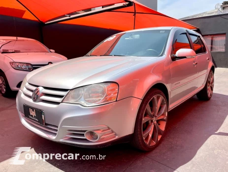 Volkswagen GOLF 1.6 MI Sportline 8V 4 portas