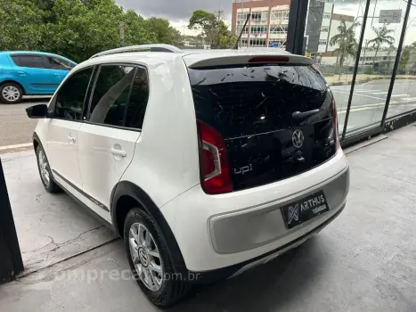 up! cross 1.0 TSI Total Flex 12V 5p