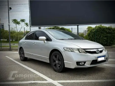 CIVIC 1.8 LXS 16V GASOLINA 4P AUTOMÁTICO