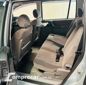 ZAFIRA 2.0 MPFI Elegance 8V