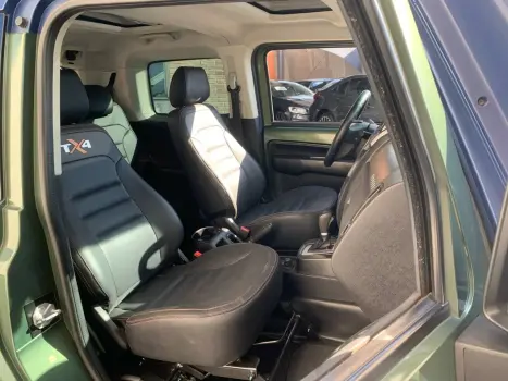 T-4 TX4 4x4 3.2 20V Cap.Ríg Diesel Aut.