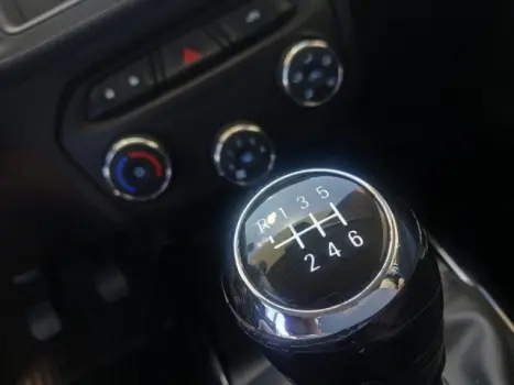 PRISMA - 1.4 MPFI LT 8V 4P MANUAL