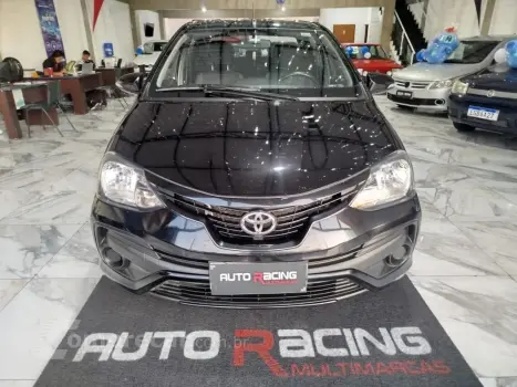 Toyota ETIOS SEDAN 4 portas