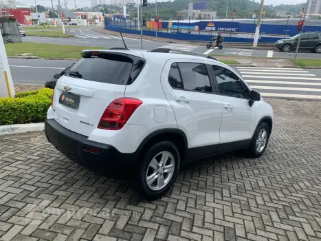 TRACKER LT 1.8 16V Flex 4x2 Aut.