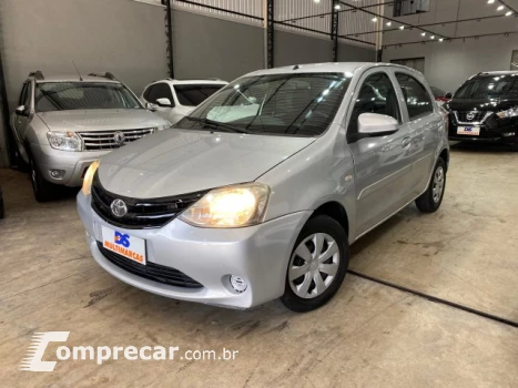 Toyota ETIOS HATCH - 1.3 X 16V 4P MANUAL 4 portas