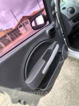 UNO VIVACE Celeb. 1.0 EVO F.Flex 8V 5p