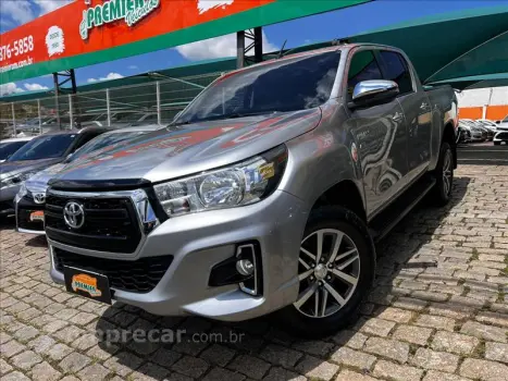 Toyota HILUX 2.7 SRV 4X2 CD 16V 4 portas