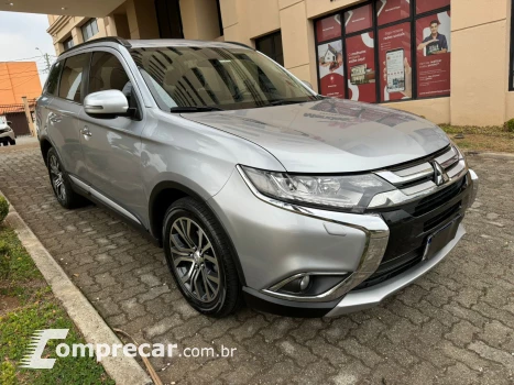 OUTLANDER 2.2 Mivec Di-d Hpe-s AWD