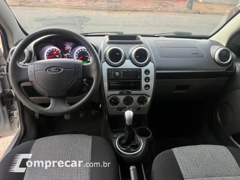 FIESTA 1.6 Rocam SE Sedan 8V