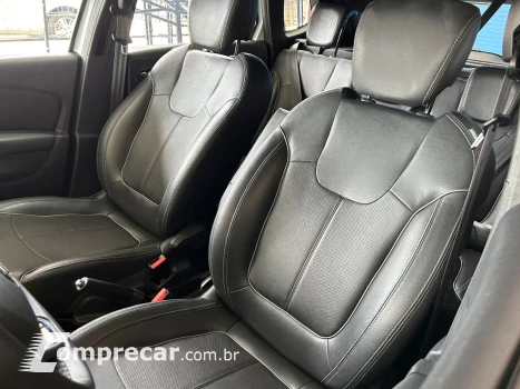 CAPTUR Intense Bose 1.6 16V Flex 5p Aut.