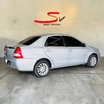 ETIOS 1.5 XLS Sedan 16V