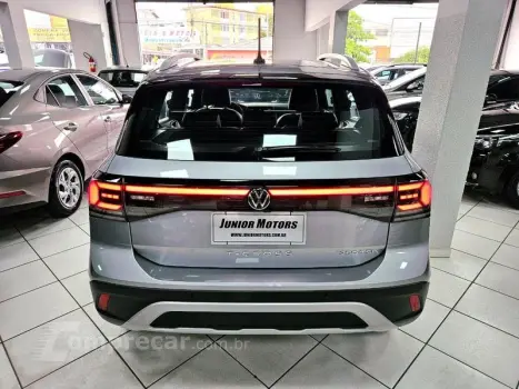 T CROSS HIGHLINE 250 TSI AUT