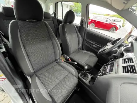 SPACEFOX 1.6 MSI TRENDLINE 8V FLEX 4P MANUAL