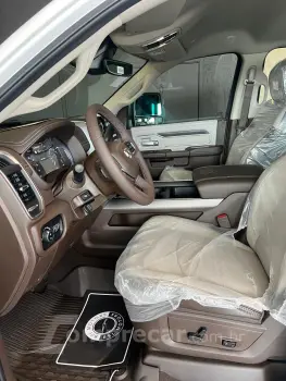 2500 6.7 Laramie 4X4 CD I6 Turbo