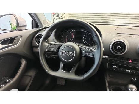 Q3 1.4 TFSI Prestige Plus S Tronic