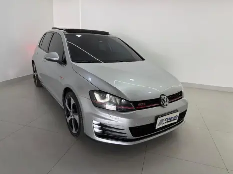 Volkswagen GOLF GTI AD 4 portas