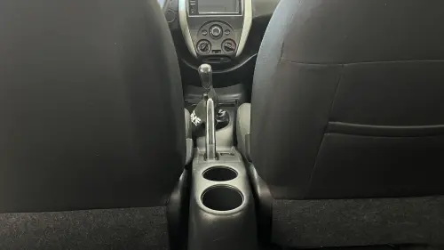 VERSA SV 1.6 16V FlexStart 4p Mec.