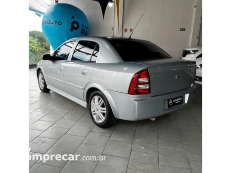 ASTRA SEDAN - 2.0 MPFI ELEGANCE SEDAN 8V 4P MANUAL