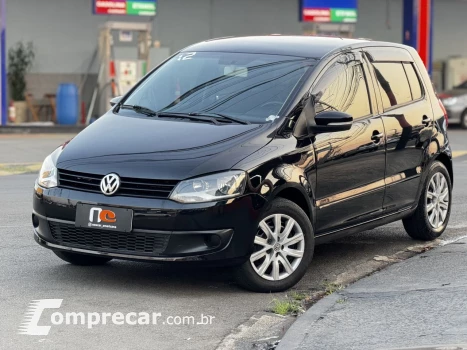 Volkswagen Fox 1.0 Mi Total Flex 8V 5p 4 portas