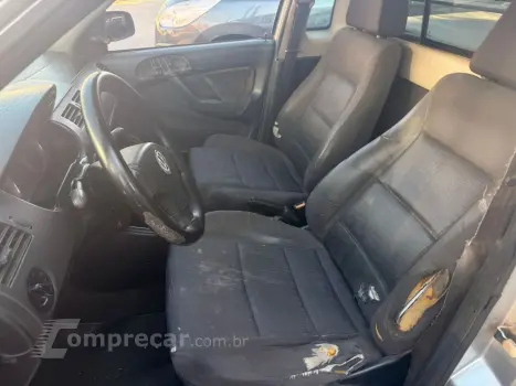 Saveiro CL/ Summer 1.8 Mi e 1.8