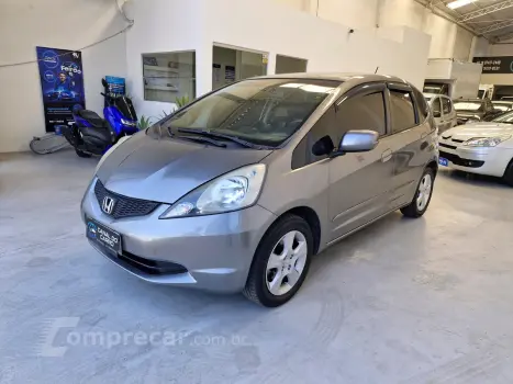 Honda FIT 1.4 LX 16V 4 portas