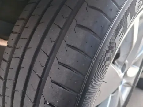 Sandero 1.6 STEPWAY 16V FLEX 4P AUTOMÁTICO