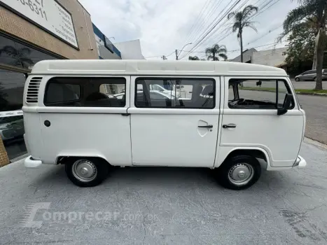 Kombi Lotação 1.4 Mi Total Flex 8V