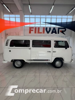 Kombi 1.4 FLEX STD 9 LUGARES