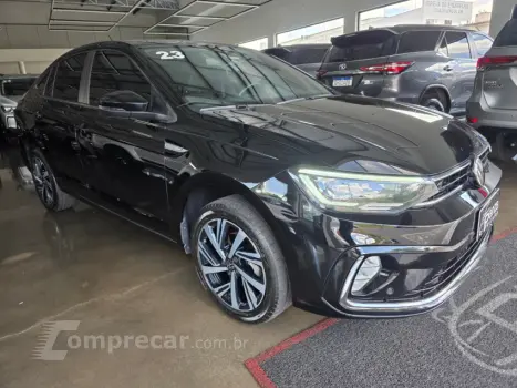 Volkswagen VIRTUS 1.0 200 TSI Highline 4 portas