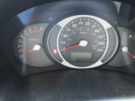 TUCSON 2.0 MPFI GLS 4X2 16V 143cv 2WD