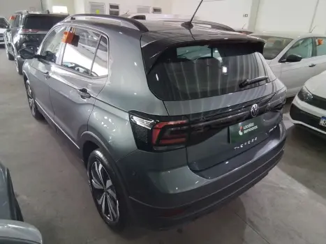 T-CROSS 1.0 200 TSI TOTAL FLEX AUTOMÁTICO