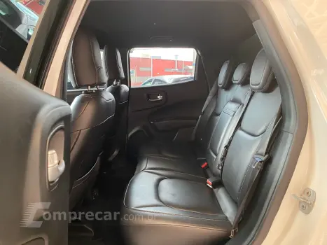 TORO 2.0 16V Turbo Ultra 4WD