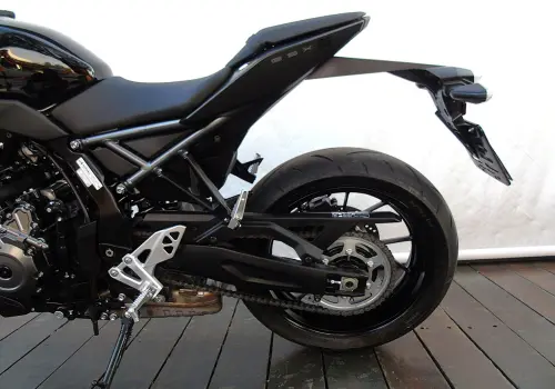 SUZUKI GSX-8S